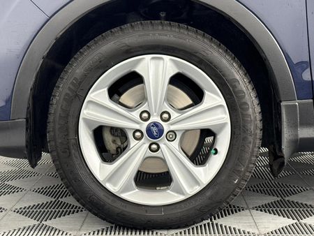 2013-Ford-Kuga-16-EcoBoost-Ambiente_4