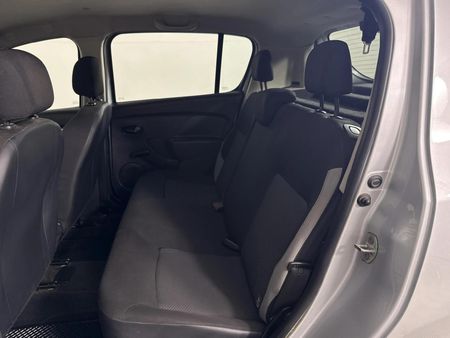 2016-Renault-Sandero-900T-Expression_3