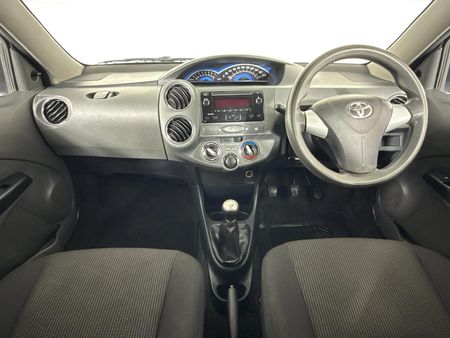 2018-Toyota-Etios-15-XS_1