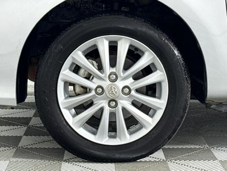 2018-Toyota-Etios-15-XS_4