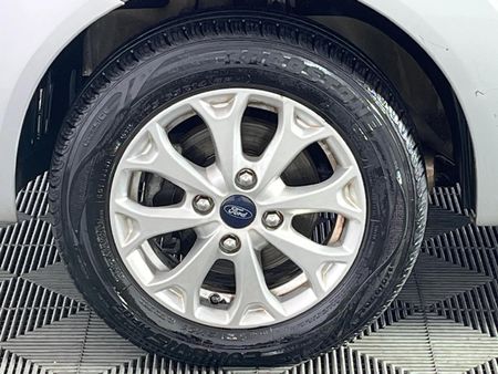 2015-Ford-Figo-14-TDCi-Ambiente_4