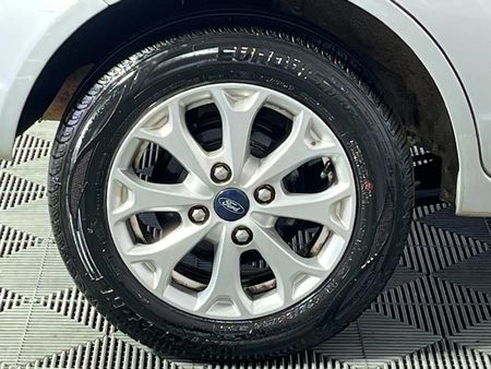 2015-Ford-Figo-14-TDCi-Ambiente_7