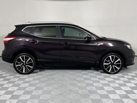 2015-Nissan-Qashqai-16-dCi-Acenta-Tech-Auto_17