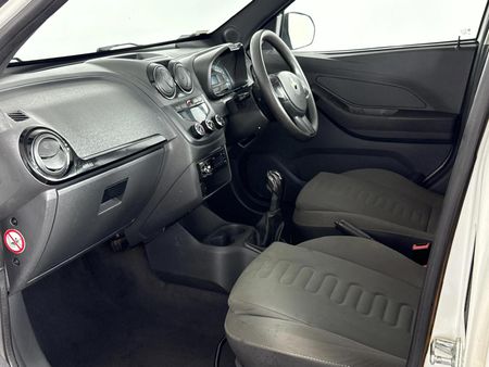 2013-Chevrolet-Utility-14_6