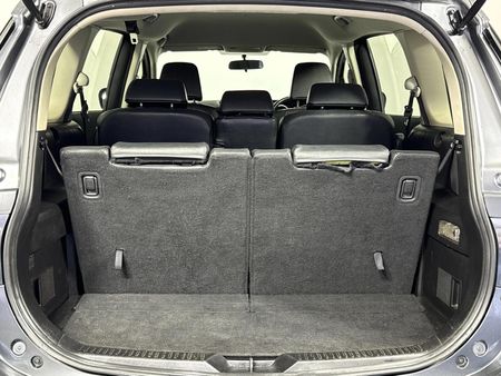 2014-Mazda-5-20-Individual-6-spd_18