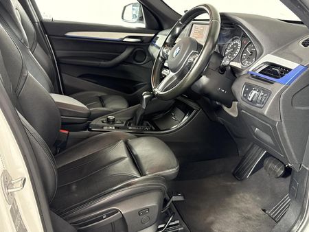 2016-BMW-X1-xDrive20d-M-Sport-Auto_9