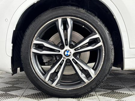 2016-BMW-X1-xDrive20d-M-Sport-Auto_4