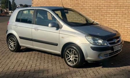 2007-Hyundai-Getz-14_0