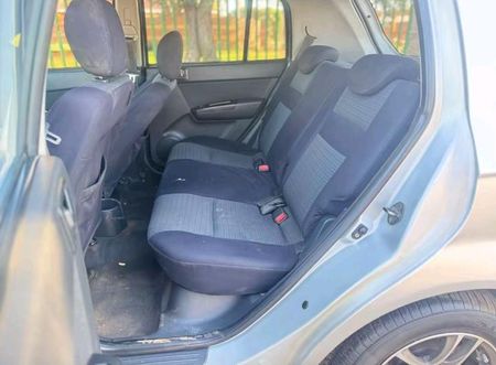 2007-Hyundai-Getz-14_13