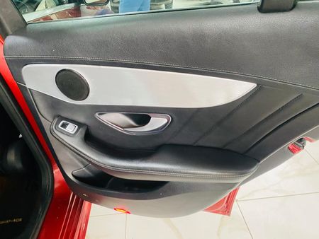 2015-Mercedes-Benz-C-Class-C-250-CDi-BE-Coupe-Auto_10