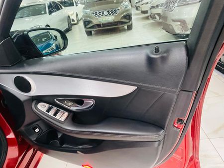 2015-Mercedes-Benz-C-Class-C-250-CDi-BE-Coupe-Auto_6