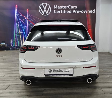 2026-Volkswagen-Golf-8-GTI-20-TSI-DSG_16