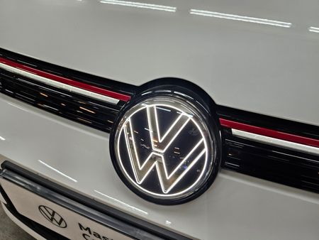 2026-Volkswagen-Golf-8-GTI-20-TSI-DSG_3
