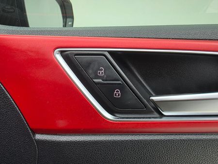 2021-Volkswagen-Polo-20-GTI-Auto-147kW_13