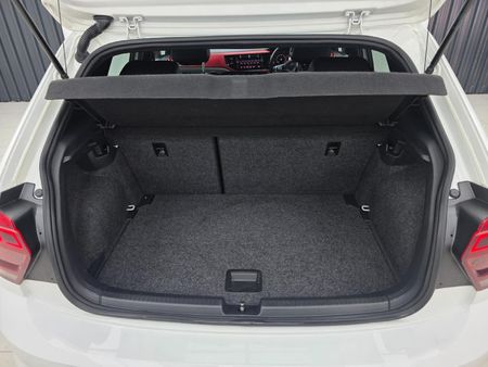 2021-Volkswagen-Polo-20-GTI-Auto-147kW_17