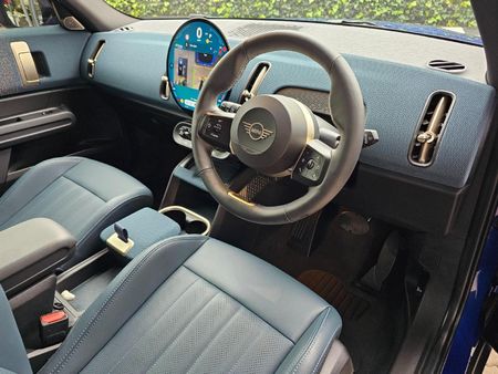 2025-MINI-Countryman-Cooper-S-All4-u25_5