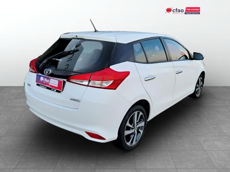 2019-Toyota-Yaris-15-XS-Auto-5-dr_1