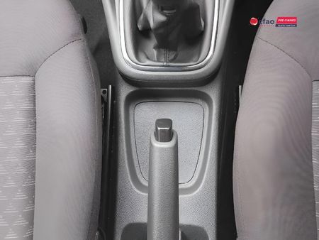 2025-Volkswagen-Polo-Vivo-14_14