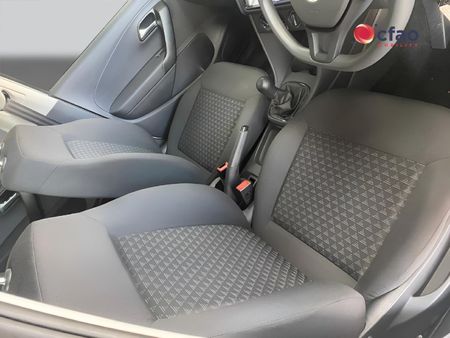 2026-Volkswagen-Polo-Vivo-14_8