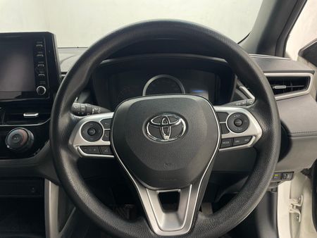 2023-Toyota-Corolla-Cross-18-XI_14