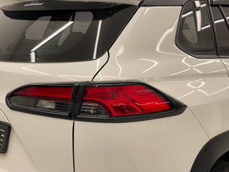2023-Toyota-Corolla-Cross-18-XI_21