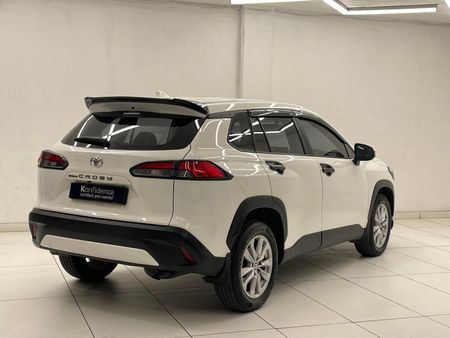 2023-Toyota-Corolla-Cross-18-XI_6