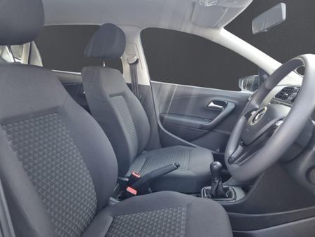 2025-Volkswagen-Polo-Vivo-14_9
