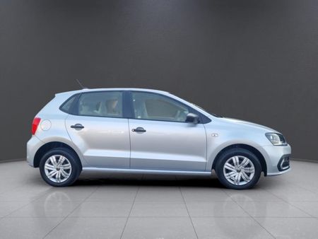 2025-Volkswagen-Polo-Vivo-14_7