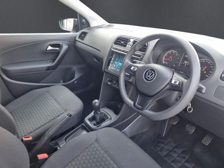 2025-Volkswagen-Polo-Vivo-14_8