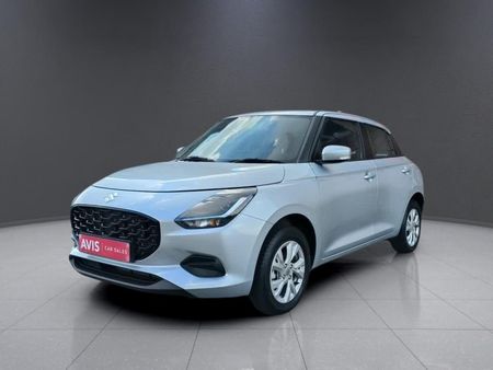 2025-Suzuki-Swift-12-GL_2