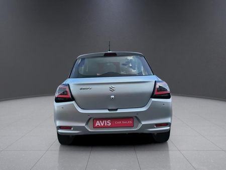 2025-Suzuki-Swift-12-GL_5