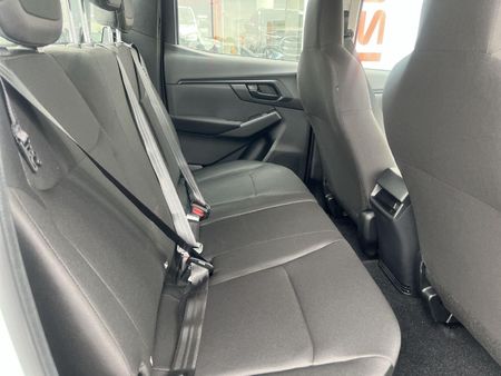 2026-Isuzu-D-Max-19-DDI-HR-L-Auto-Double-Cab_14