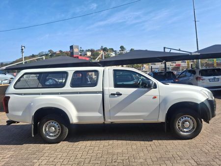 2024-Isuzu-D-Max-250C-Fleetside-Single-Cab_10