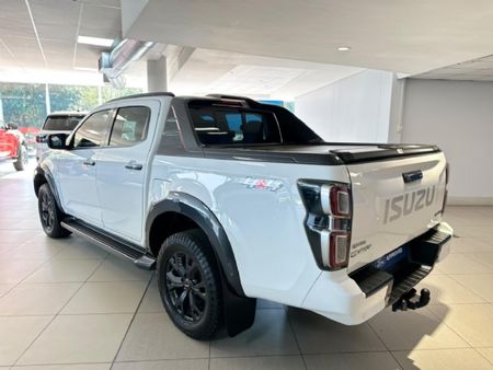 2023-Isuzu-D-Max-30-DDI-V-Cross-HR-4x4-Auto-Double-Cab_8