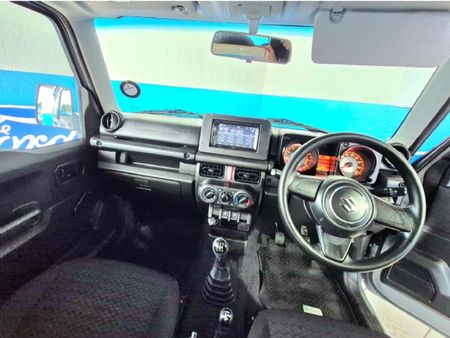 2021-Suzuki-Jimny-15-GA_6