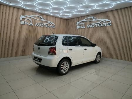 2016-Volkswagen-Polo-Vivo-GP-14-Conceptline-5-dr_6