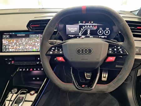 2025-Audi-RS3-Sportback-Quattro-Stronic-Carbon-Edition_18