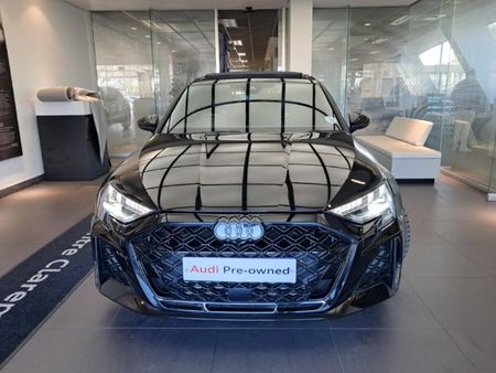 2025-Audi-RS3-Sportback-Quattro-Stronic-Carbon-Edition_1