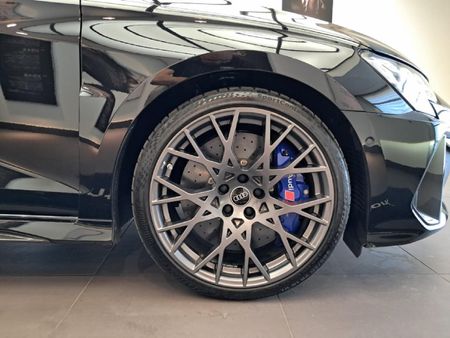 2025-Audi-RS3-Sportback-Quattro-Stronic-Carbon-Edition_20