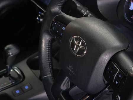 2019-Toyota-Hilux-28-GD-6-Raised-Body-Auto-Raider-Double-Cab_13
