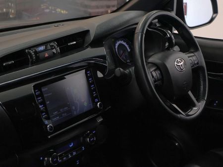 2019-Toyota-Hilux-28-GD-6-Raised-Body-Auto-Raider-Double-Cab_22