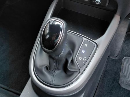 2025-Hyundai-Exter-12-Premium-Auto_13
