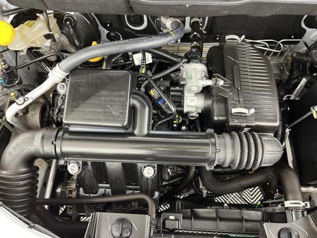 2023-Renault-Kiger-10-Energy-Zen-Auto_12