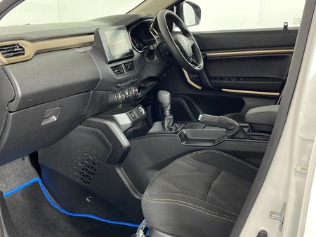 2023-Renault-Kiger-10-Energy-Zen-Auto_8