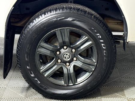 2021-Toyota-Hilux-24-GD-6-Raised-Body-Raider-Single-Cab_5