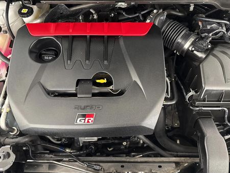 2023-Toyota-GR-Yaris-Rally-16T_11