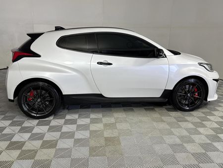 2023-Toyota-GR-Yaris-Rally-16T_15