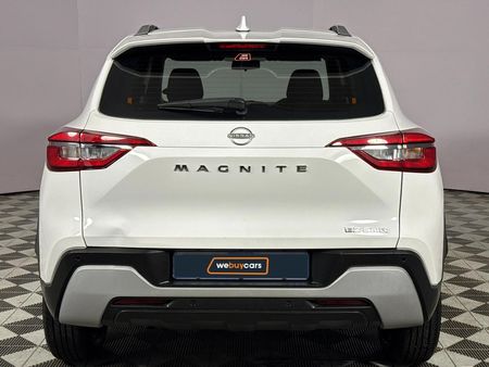 2024-Nissan-Magnite-10-Visia-AMT_17