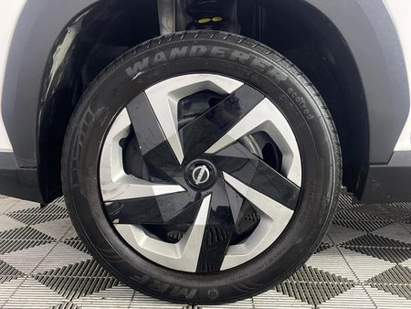 2024-Nissan-Magnite-10-Visia-AMT_4