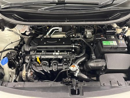 2017-Kia-Rio-14-Tec-5-dr_13